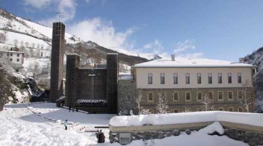 Vista exterior del Santuario.